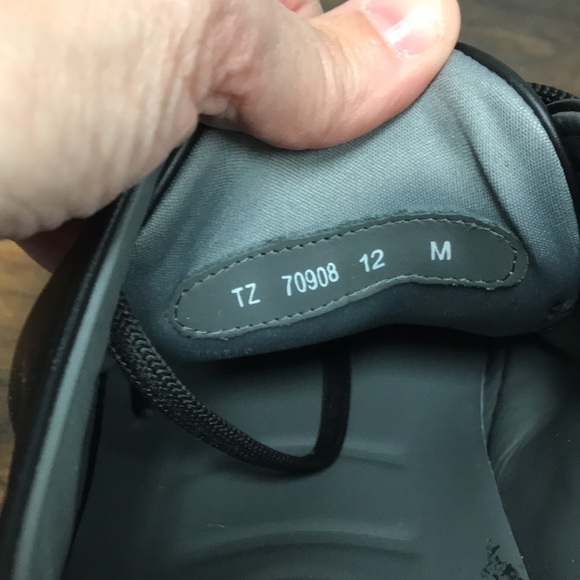 Ferragamo Cube Leather Sneakers - Picture 10 of 11